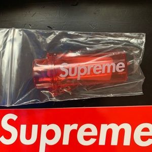 Supreme Lightee Case Keychain